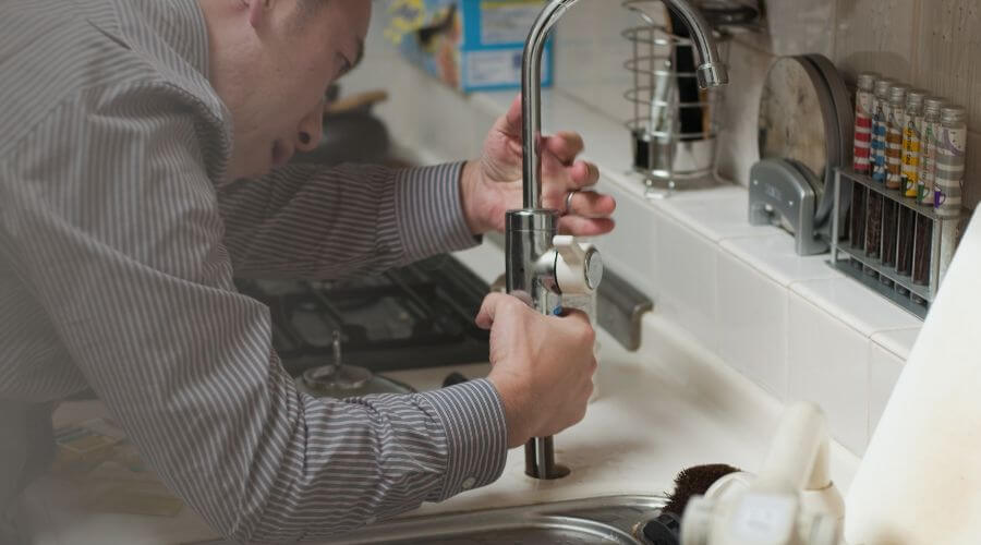 Professional water heater repair in Hustle, VA